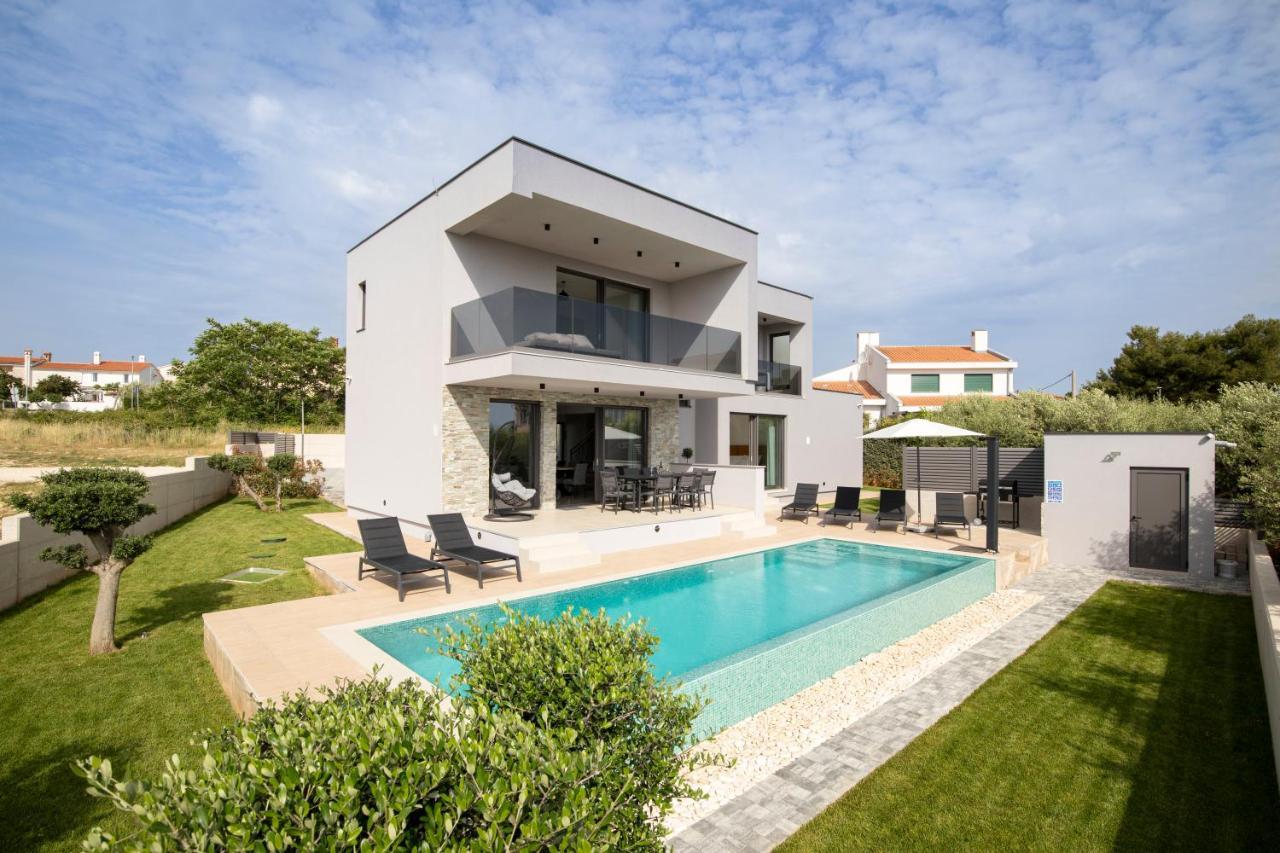 Villa Leola Ližnjan Екстериор снимка
